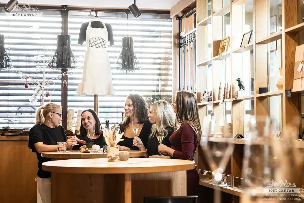 Doživetje za skupine, peka belokranjske pogače